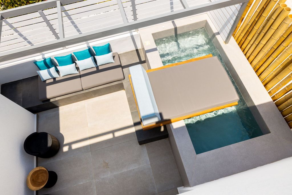Senior Suite with external Hot Tub